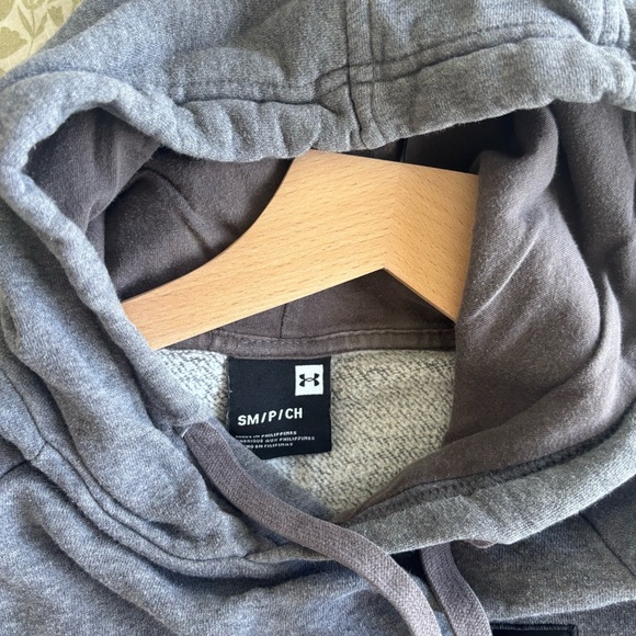 Men's Under Armour Charcoal Drawstring Hoodie w/ Large Front Pocket Size S - Picture 7 of 9